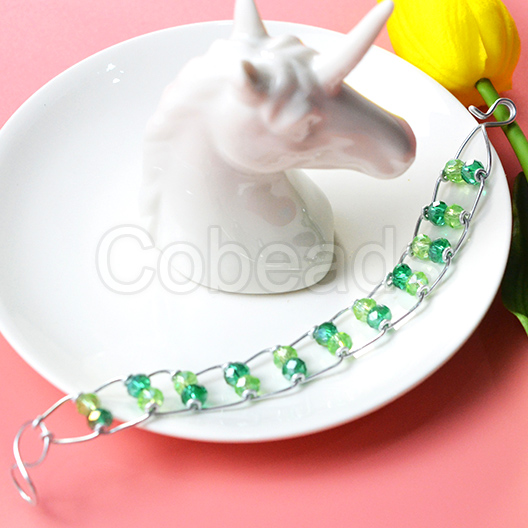 Cobeads Tutorial on Crystal Beaded Link Bracelet